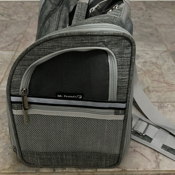 Mr. Peanuts pet carry backpack carrier brand new with tags - Picture 3 of 4